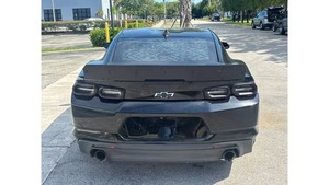 Usado 2019 Chevrolets C a m a r o LT con 1LT Coupe Ventas de temporada Premium Autos usados - Product Image 5