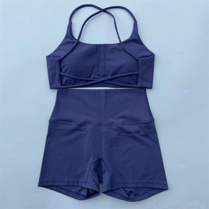 Yoga Shorts Ensemble Gym Sport Ensemble 2 Pièces Femmes Workout Outfit Fitness Costume Cross Bretelles Soutien-Gorge Taille Haute Shorts Running - Product Image 5