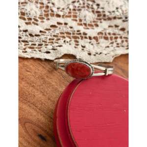 Navajo Handmade <b>Red</b> Spiny Oyster & Sterling Silver Fashion Cuff <b>Bracelet</b> - Product Image 4