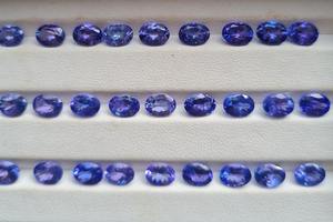 Piedra Preciosa de Tanzanita Natural Certificada de 5x7 mm, Corte Ovalado Facetado Azul, Calibrada, Tratada Térmicamente, 0.50-0.90 Quilates, Piedra Suelta - Product Image 3
