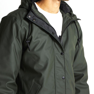 Veste de pluie à capuche pour homme, design OEM, vente en gros, résistante aux intempéries, chaude, softshell pour l'extérieur - Product Image 5