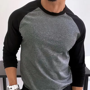 Vêtements de nuit décontractés à manches longues et blocs de couleurs pour hommes, t-shirt à col rond en mélange de polyester et coupe confortable, bicolore, Bangladesh - Product Image 1