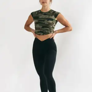 Camouflé Imprimer Femmes Serré Recadrée Gym Débardeur Personnalisé Plaine Gym Sans Manches Yoga Crop Tops Pour Les Femmes en Gros
