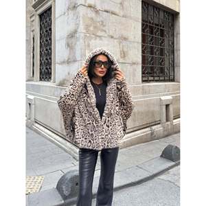 3098 HOODED <b>LEOPARD</b> <b>FUR</b> - - Product Image 6