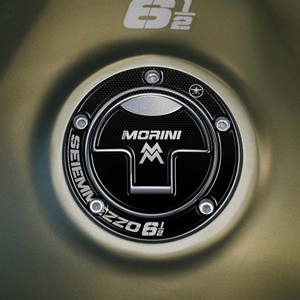 Adesivo Protettivo 3D per Tappo Carburante Moto Morini SEIEMMEZZO SCR Compatibile con Motociclette - Product Image 1
