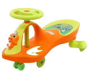 Детский игрушечный автомобиль