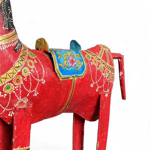 Caballo Pintado a Mano en Hierro con Diseño de Plantas para Decoraciones de Diwali - Product Image 3