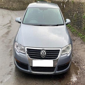 VOLKSWAGEN PASSAT 1.6 2010 USADO, Volante a la Izquierda/Derecha - Product Image 1