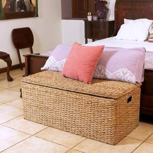 Big <b>underbed</b> trunk woven seagrass hamper large <b>storage</b> <b>box</b> <b>with</b> <b>lid</b> sea grass raffia trunks - Product Image 3