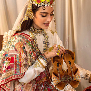 Accessoires vestimentaires, sandales pour femmes, nouveau style, logo personnalisé imprimé, dessus en daim antidérapant, semelle intermédiaire en cuir naturel, vente chaude - Product Image 2