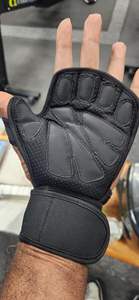 Gants de gymnastique à demi-doigts en nylon ventilé avec fermeture velcro à crochet et boucle pour l'entraînement et l'entraînement Sports Grip pour la musculation - Product Image 5