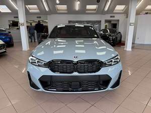 รถบีเอ็มดับเบิลยู ซีรีส์ 3 รุ่น M340i xDrive ปี 2023 สภาพเหมือนใหม่ - Product Image 1
