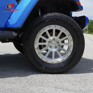 Rines Forjados Beadlock Plateados Brillantes Personalizados de 8.5J-10J para Todoterreno, Camionetas y SUV, de 17, 18 y 20 Pulgadas, 6x127, 6x139.7, de Aleación - Product Image 4
