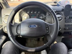 Camión Tractor de Servicio Mediano Premium de 10 Ruedas, Camión Remolcador 6x4 Diésel con Grúa, Vehículo Comercial para Logística y Transporte de Mercancías - Product Image 6