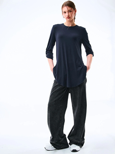 Women's Longline T-shirt Curved Hem Streetwear Boutique Fashion <b>Tunic</b> Top Custom Logo Private Label OEM Wholesale Women Clothing - Product Image 3