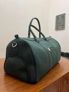 Sac de sport en cuir de qualité supérieure pour hommes Fermeture à glissière de style luxe pour voyage Gym Week-end Escapades-Quantité en vrac disponible Inde - Product Image 2