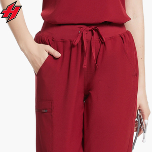 Uniformes hospitaliers de conception de collier à la mode infirmières de gommage médical ensembles d'uniformes imperméables à l'eau costumes de gommage d'allaitement anti-rides - Product Image 2