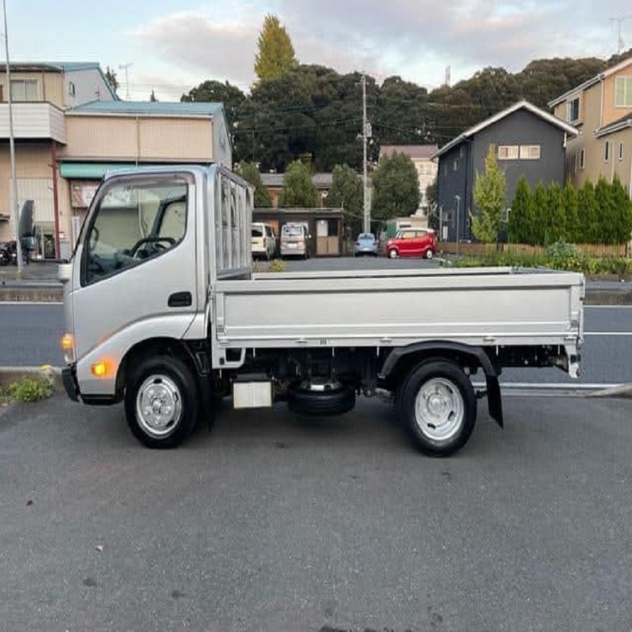 Best Selling Toyota Dyna Ton Reliable Efficient Truck Solutions