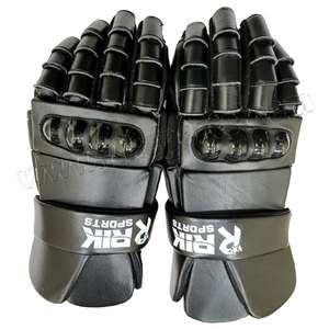ถุงมือเฮมาคุณภาพสูง ทนทาน พร้อมดีไซน์เฉพาะสำหรับการฝึกซ้อม - Product Image 4