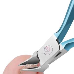 Coupe-ongles en acier inoxydable en stock |   Outils de manucure professionnels de haute qualité |   Durable, léger et abordable, réutilisable - Product Image 6