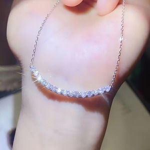 925 argent Sterling Moissanite collier à facettes diamant beau collier pendentif personnalisé fabrication de bijoux pour cadeau de mariage - Product Image 1