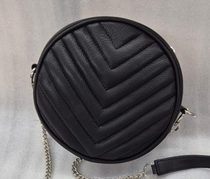 Fashion Trending Designer Genuine <b>Leather</b> Crossbody Sling <b>Bag</b> for Ladies with Single ZIP Closure - Product Image 2