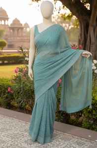 Sari Paquistaní de Red con Bordado y Trabajo Manual Pesado, Perfecto para Fiestas y Ocasiones Especiales - Product Image 2