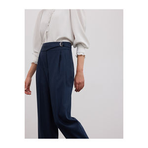 Pantalones de corte zanahoria con pliegues dobles y mezcla de viscosa antiarrugas - Product Image 5