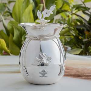 Handi Plateado en Plata con Diseño Floral Decorativo para Bodas - Product Image 1