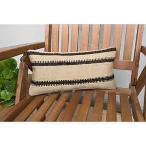 Almohada decorativa de retazos Kilim de lana Beige, patrón de hojas esponjosas Vintage de 8x16 pulgadas para uso en sofá - Product Image 1