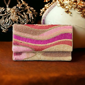 Vente en gros de sacs de soirée bohèmes de grande capacité personnalisés pour femmes, fabriqués à la main, avec chaînes à broder multicolores et motifs en zigzag - Product Image 4