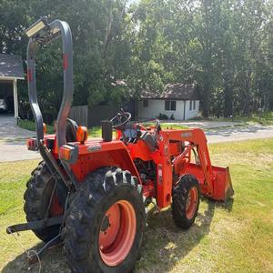 Compre tractor Kubota L3400 de calidad premium, entrega rápida, excelente rendimiento, duradero, confiable, perfecto para todos los trabajos agrícolas - Product Image 5