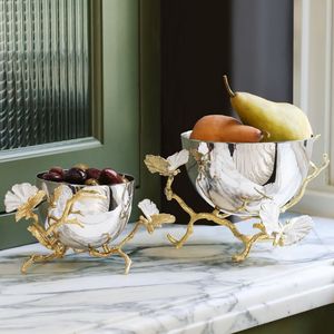 Frutero artístico de metal hecho a mano para exhibir dulces y dulces con diseño único y estilo artesanal premium - Product Image 5