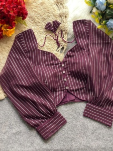 La blusa moderna con patrón de cuello en V se puede usar en sari y laheng Blusa con patrón abierto en la espalda con tasells de uno a tono - Product Image 5