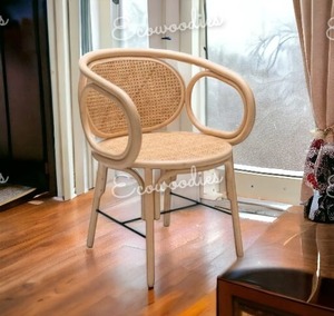 เก้าอี้รับประทานอาหารหวายคลาสสิกทรงเสน่ห์เก้าอี้รับประทานอาหารแบบเรียบง่ายนั่งสบายในร่มลานลานระเบียงทำจากไม้ไผ่ธรรมชาติทำด้วยมือสำหรับสวนสาธารณะวิลล่า - Product Image 5