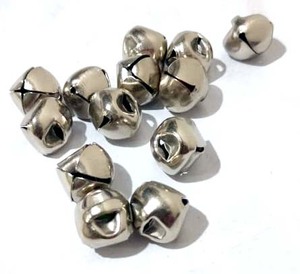 Clochettes rondes en fer poli argenté de 12 mm - Sculpture décorative chinoise moderne pour Noël - Product Image 4