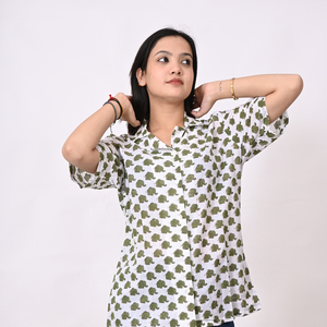 Alta calidad hermoso bloque de mano patrón impreso mujer casual algodón desgaste bloque de mano estampado Floral Turn Down Blusa con cuello - Product Image 1