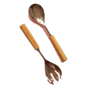 Ensemble de service à salade en acier inoxydable plaqué or avec poignée ronde plaquée or pour mariage - Product Image 5