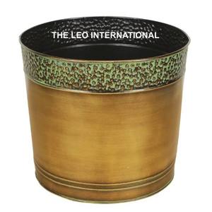 Maceta Redonda de Metal con Acabado Antiguo de Latón, Estilo Nórdico, para Decoración de Plantas en el Hogar y Jardín, Buena Calidad - Product Image 1