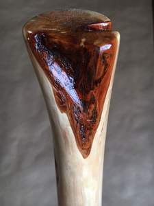 LE BÂTON DE MARCHE EN RÉSINE DE BOIS ANTIDÉRAPANT CONFORTABLE avec poignée multiforme pour les personnes âgées Rehabilitatio - Product Image 2