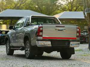 Toyota Hilux GD6 2020, Volante a la Derecha, Equipamiento Completo, Cámara LED, Luces Eléctricas 2020, Cuero, Turbo, Aleación de Aluminio, PICKUP - Product Image 2