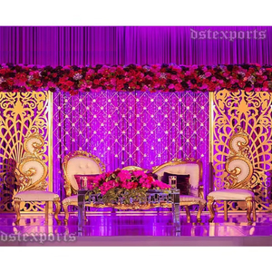 Mur de bougies décoratif tendance pour mariage, magnifique toile de fond de mariage au Canada - Product Image 1