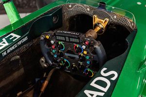 Occasion exceptionnelle : Caterham CT03 2013 propre et prêt à être expédié - Product Image 4