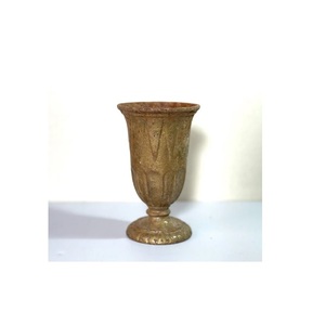 Urnes de jardin en métal de finition rustique vintage dorée Pot de fleur avec poignée et piédestal pour jardin extérieur Pot de plantes en métal décoratif - Product Image 6