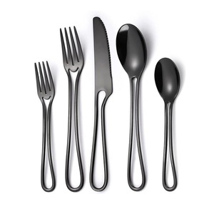 Ensemble de 5 cuillères à dessert en acier miroir, couverts mats noirs, ensemble de couverts de 5 pièces, vente personnalisée à chaud - Product Image 1