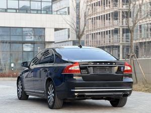 Volkswagen S80L 2015 2.0T T5 Berline d'occasion à vente rapide, édition Zhiya, prête à être expédiée dans le monde entier - Product Image 3