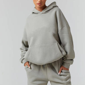 ชุดเซ็ตฮู้ดดี้และกางเกงวอร์มผู้หญิง พิมพ์โลโก้ได้ ผ้าฝ้าย 100% สไตล์สตรีทแวร์ สำหรับฤดูหนาว - Product Image 6