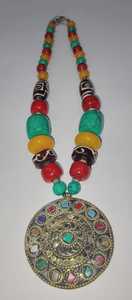 Diseños de cuentas únicos hechos a medida para hacer que cada atuendo brille. Ideal para bodas y fiestas - Product Image 4