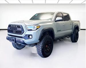 รถกระบะโตโยต้า ทาโคมา ปี 2023 ขับเคลื่อน 4 ล้อ รุ่น TRD Off Road เครื่องยนต์ V-6 3.5 ลิตร/211 ไมล์ วิ่งน้อย - Product Image 2