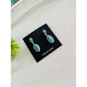 Pendientes Colgantes de Turquesa Navajo Kingman y Plata de Ley con Forma de Gota de Agua y Baño de Oro, Joyería de Perlas Doradas - Product Image 4